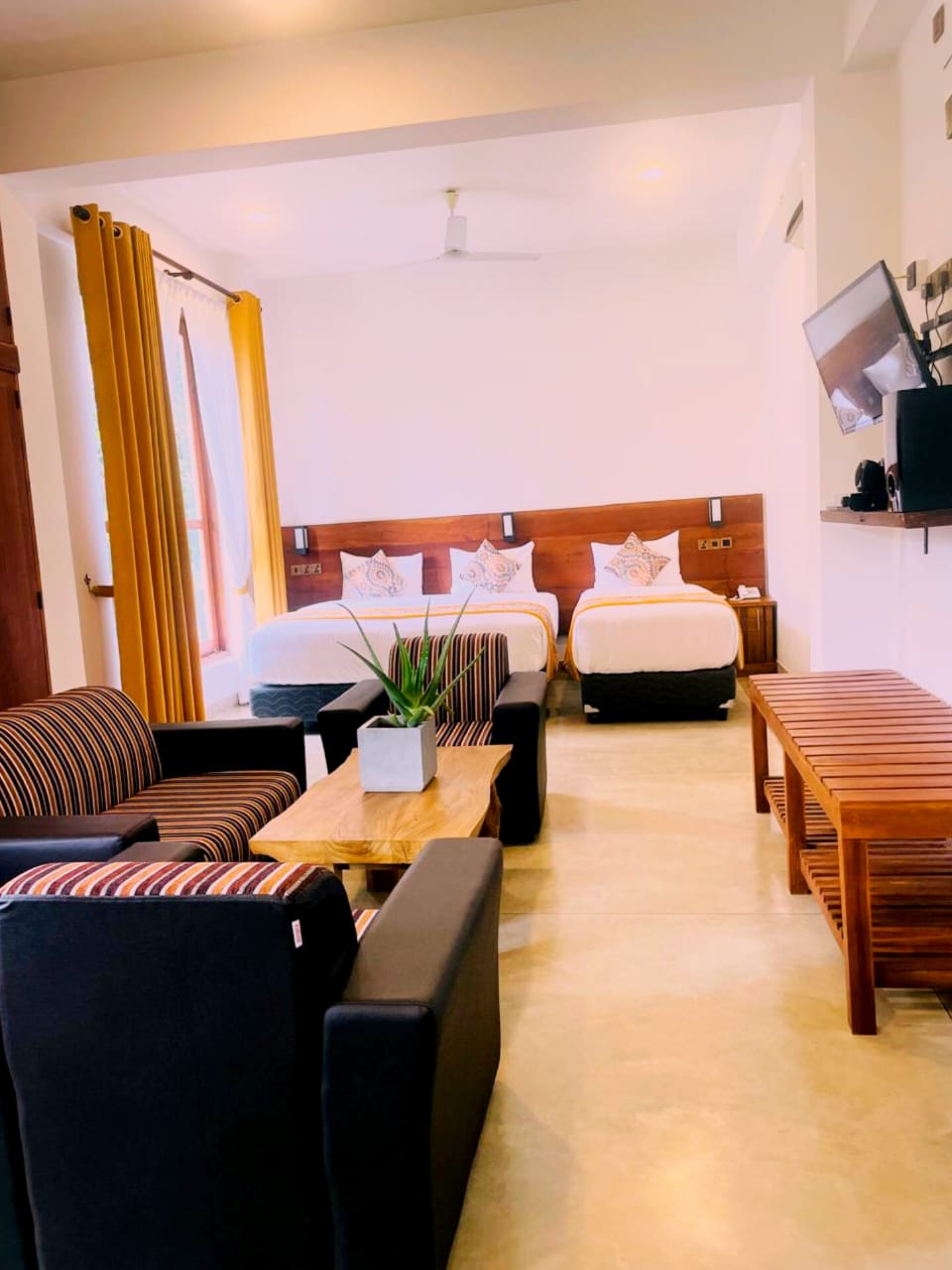 WhatsApp Image 2024-09-24 at 10.50.27 AM